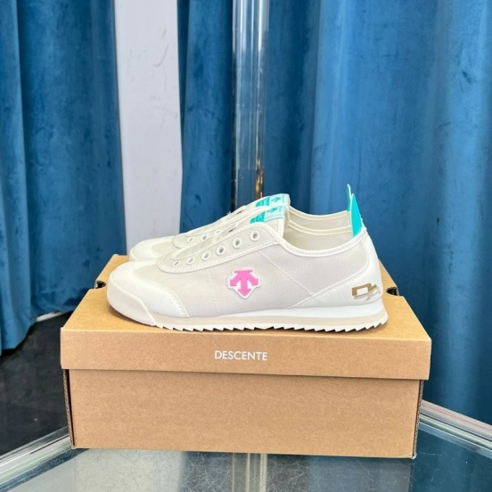 2024 Unisex DESCENTE迪桑特 White Pink Canvas Sneakers