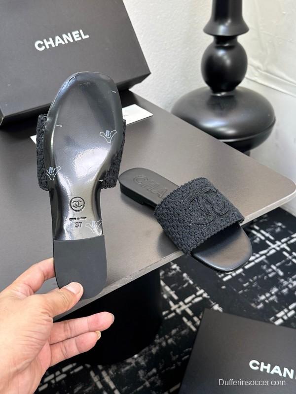 2025 Slippers CHANEL Black Fabric Slippers
