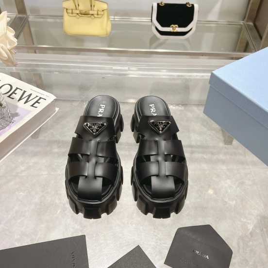 2025 Women Prada Black Leather Slingback Sandals LY00250