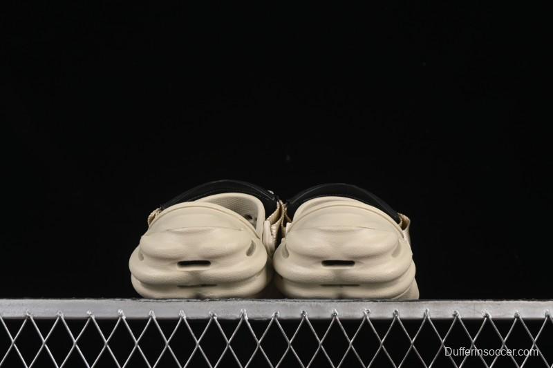 Crocs Bobs Flat Heel Closed Toe Slip-On Beach Clog Sandals