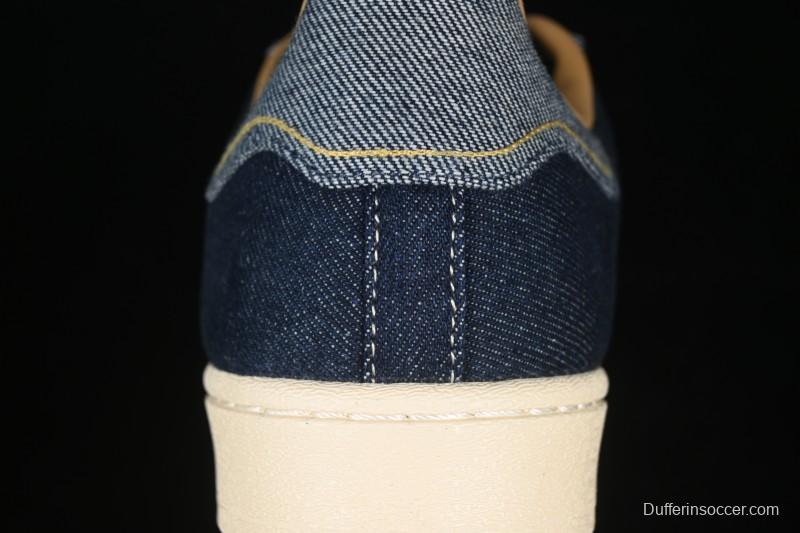 Adidas Superstar 82 Casual Sneakers with Shell Toe Design - JH5577