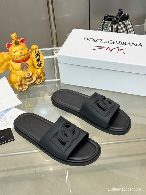 2025 Men Dolce & Gabbana Black Leather Slippers KFY00150