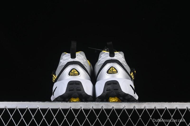 Nike ACG Phassad Hiking Shoes with Enhanced Grip and Comfort - HM7133-001