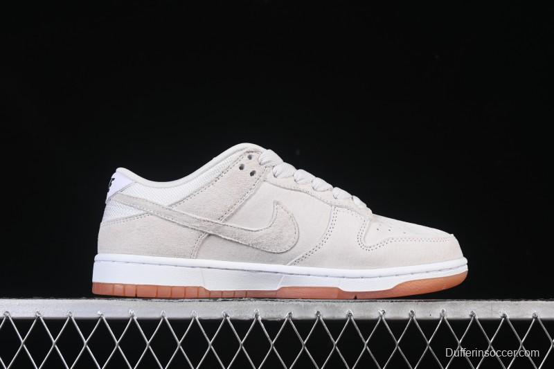Nike SB Dunk Low Pro B Skate Shoes in Pale Ivory - HJ0367-100