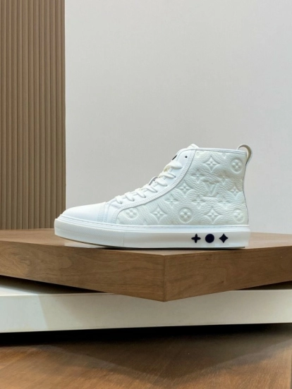 Adidas Originals Casual Sports Boots with High-End Leather Construction - KFY00460