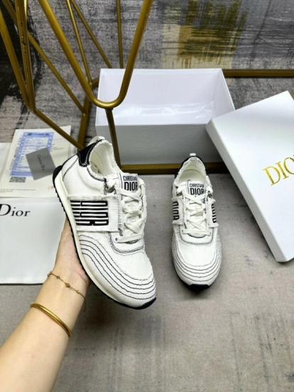 Dior Fall 2025/SS Classic Retro Canvas Sneakers with Fringe Details - LY00270