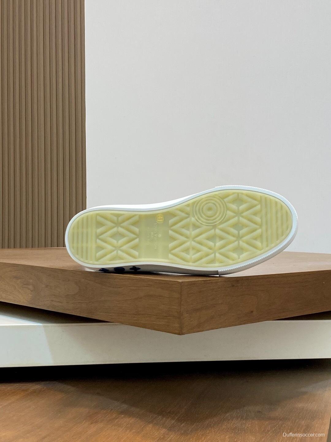 Adidas Originals Casual Sports Boots with High-End Leather Construction - KFY00460