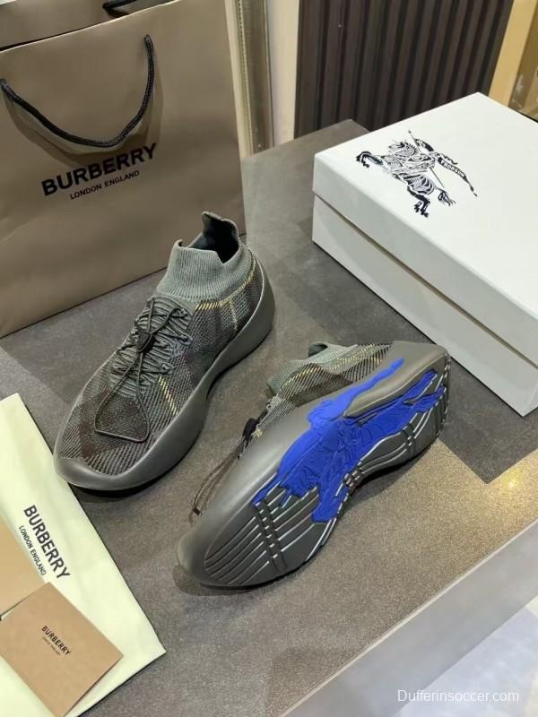 Burberry 2025 SS Italian-Made Sneakers - KFY00280