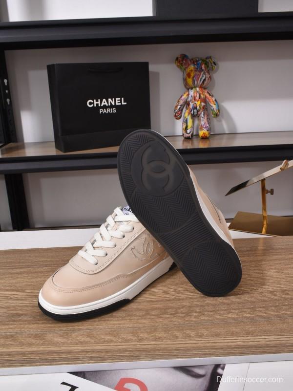 Chanel Classic Loafer with Gradient Logo and Platform Sole - KFY00350