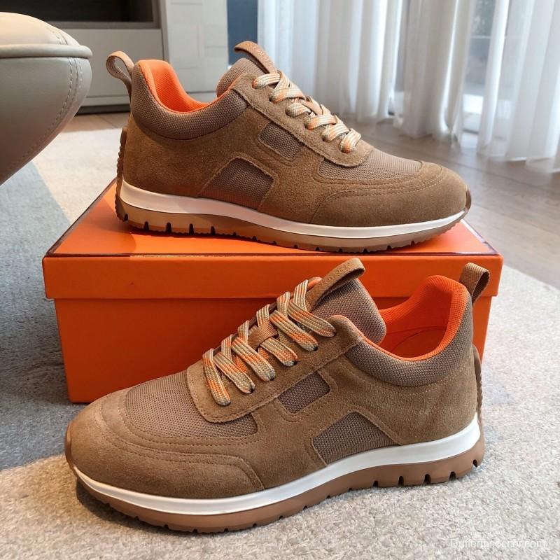 H Boot-Type Spring 2025 Early Collection Classic Chelsea Boots with British Color Blocking - AS00380