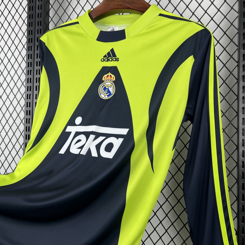 1999/00 Retro Real Madrid Goalkeeper Long Sleeve Jersey