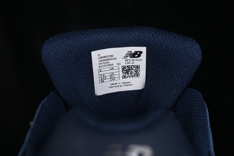 New Balance 9060 Retro Running Shoes with ABZORB Cushioning and Suede Overlays - U906023D