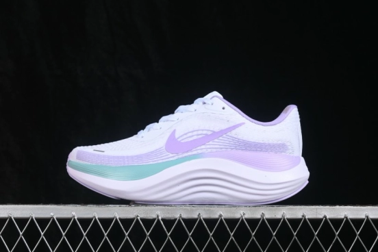 Nike Journey Run Low-Top Running Shoes with Cushioning and Traction - CN1136-100
