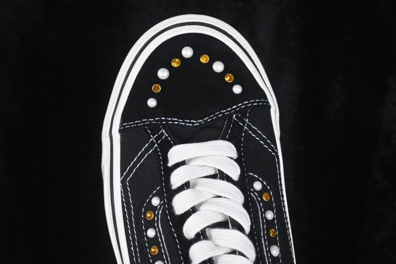 Vans Old Skool Low-Top Casual Skateboarding Shoes - VN000S52BLK