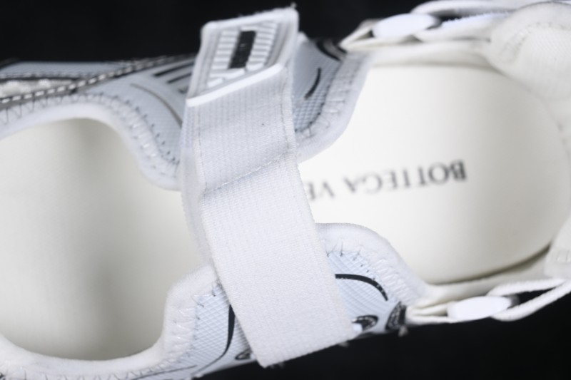 Bottega Veneta Orbit Flash Round-Toe Mary Jane Flat Shoes in Silver White and Fiber White - AJE5