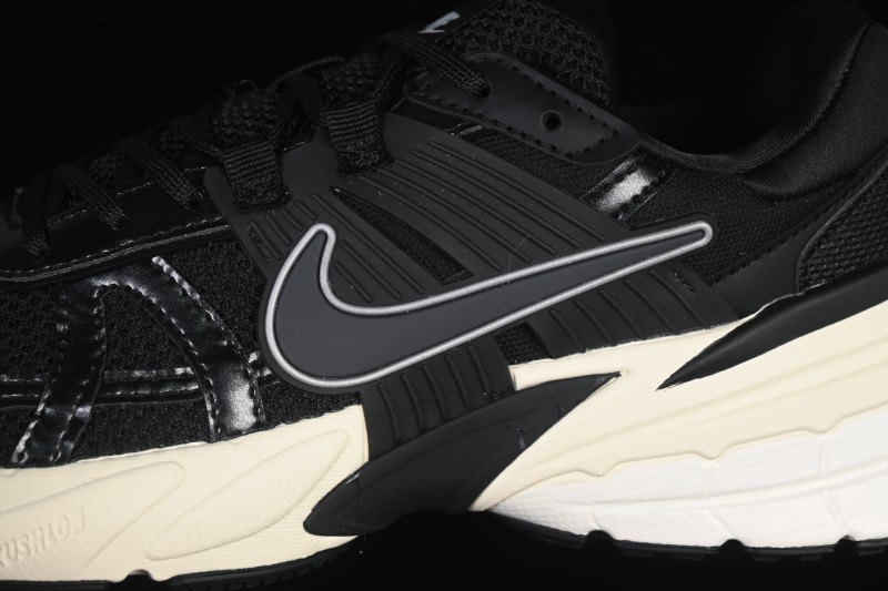 Nike V2K Run Retro Low-Top Running Shoes with Cushlon Foam Cushioning - FD0736-012