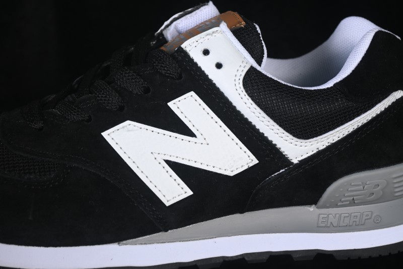 New Balance 574 Retro Running Shoes with Classic Suede and Mesh Upper - ML574UC