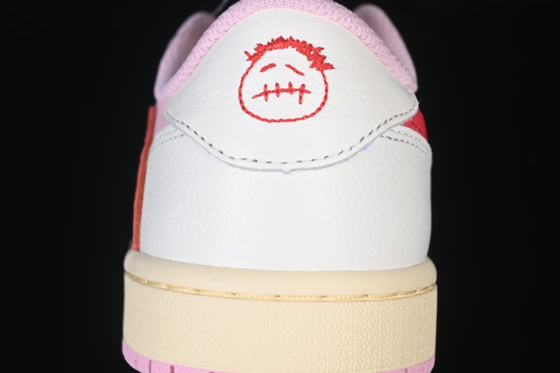 Nike Travis Scott x Air Jordan 1 Low OG AJ1 Retro Low-Top Sneakers with Reverse Swoosh Design - IQ7604-101
