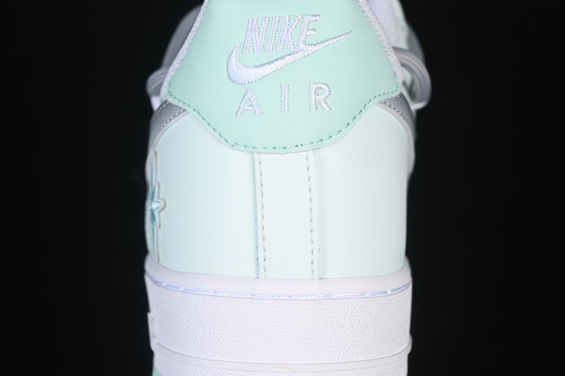 Nike Air Force 1 '07 Low Casual Skateboarding Shoes with Cloud White Mint Accents - XX7981-476