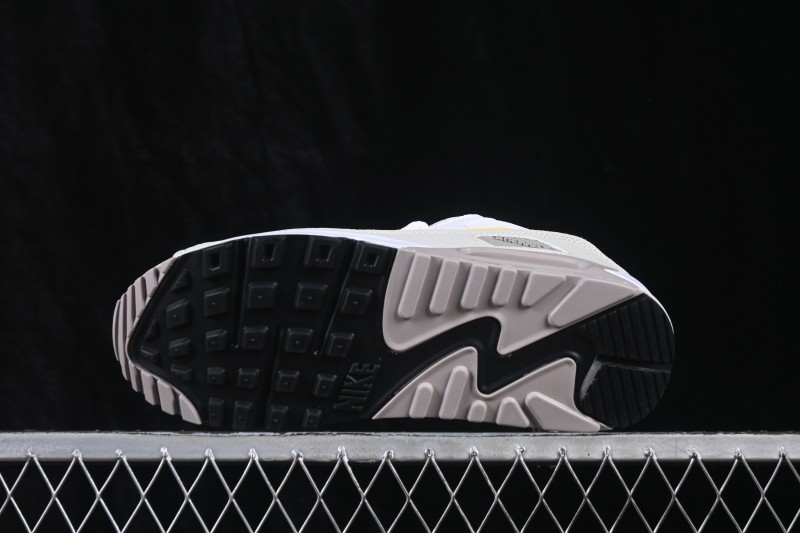 Nike Air Max 90 Retro Running Shoes with Visible Air Cushioning - DM0029-119