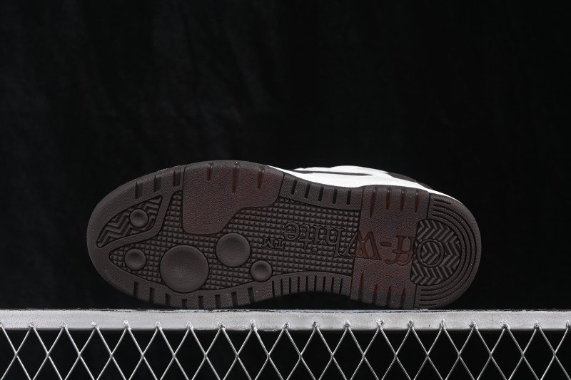 Off-White Out of Office Low-Top Fashion Skate Shoes in White and Brown - WME5