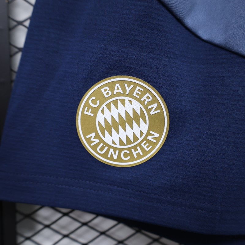 Player Version 26/27 Bayern Munich Grey Shorts with Pockets