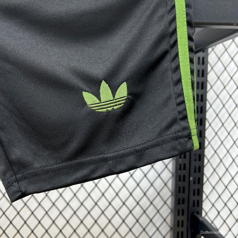 2025/26 Kids Bayern Munich Oktoberfest Kit