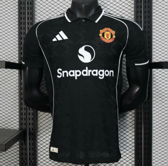 Player Version 25/26 Manchester United Black with Snapdragon Logo Design Jersey
