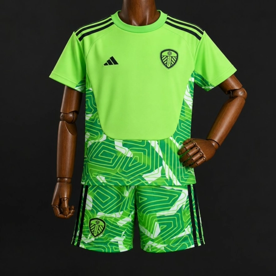 26/27 Kids Leeds United Goalkeeper 1 Green Jersey Kit